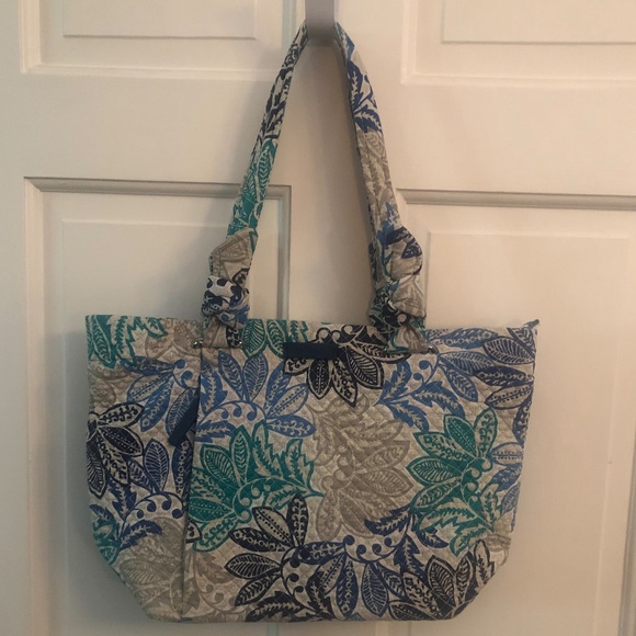 Vera Bradley Handbags - Vera Bradley Hadley blue Santiago tote